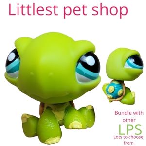 Hasbro Littlest Pet Shop green blue yellow turtle blue eyes collectible toy rare